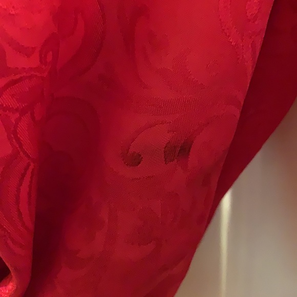 Vintage Victoria’s Secret Robe - Picture 9 of 9